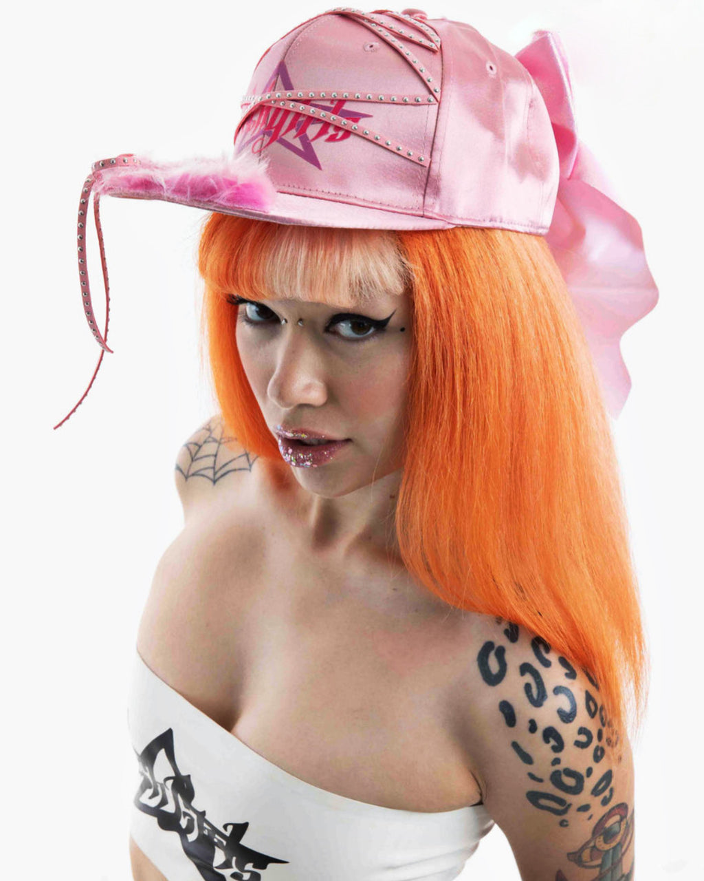 PINK FURRY CORSET HAT