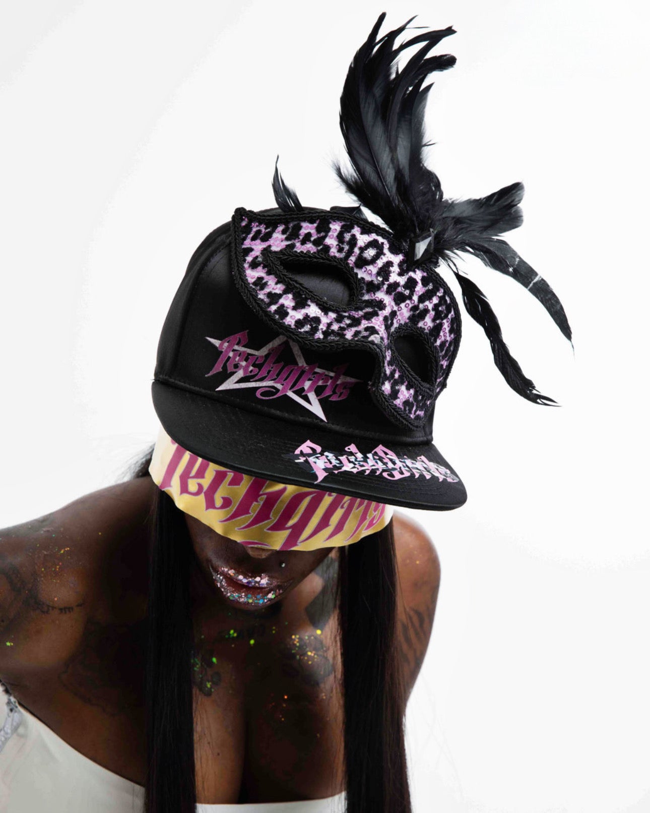 BLACK MASQURADE HAT