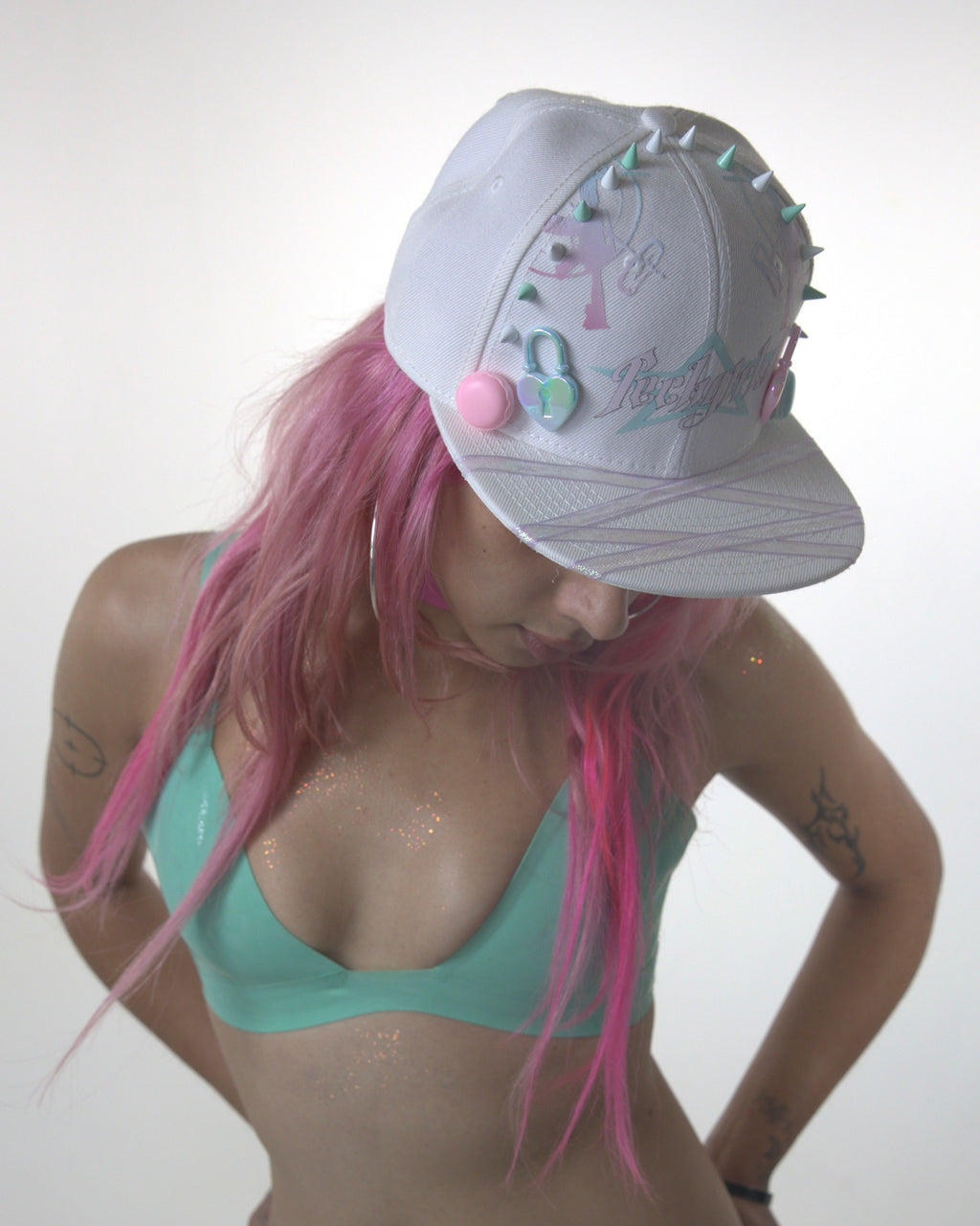 PASTEL LOCKET HAT