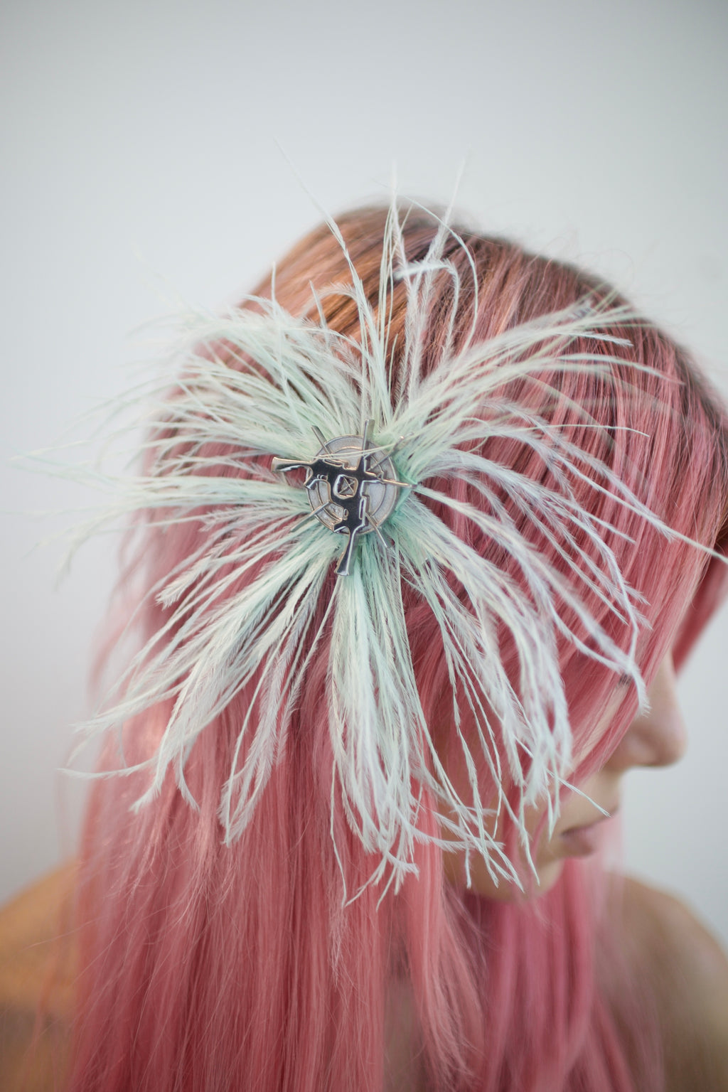 MINT FEATHER ACCESSORY