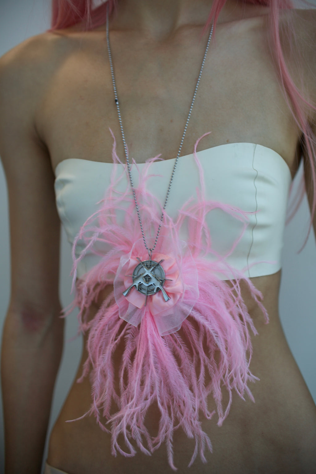 PINK FEATHER ACESSORY
