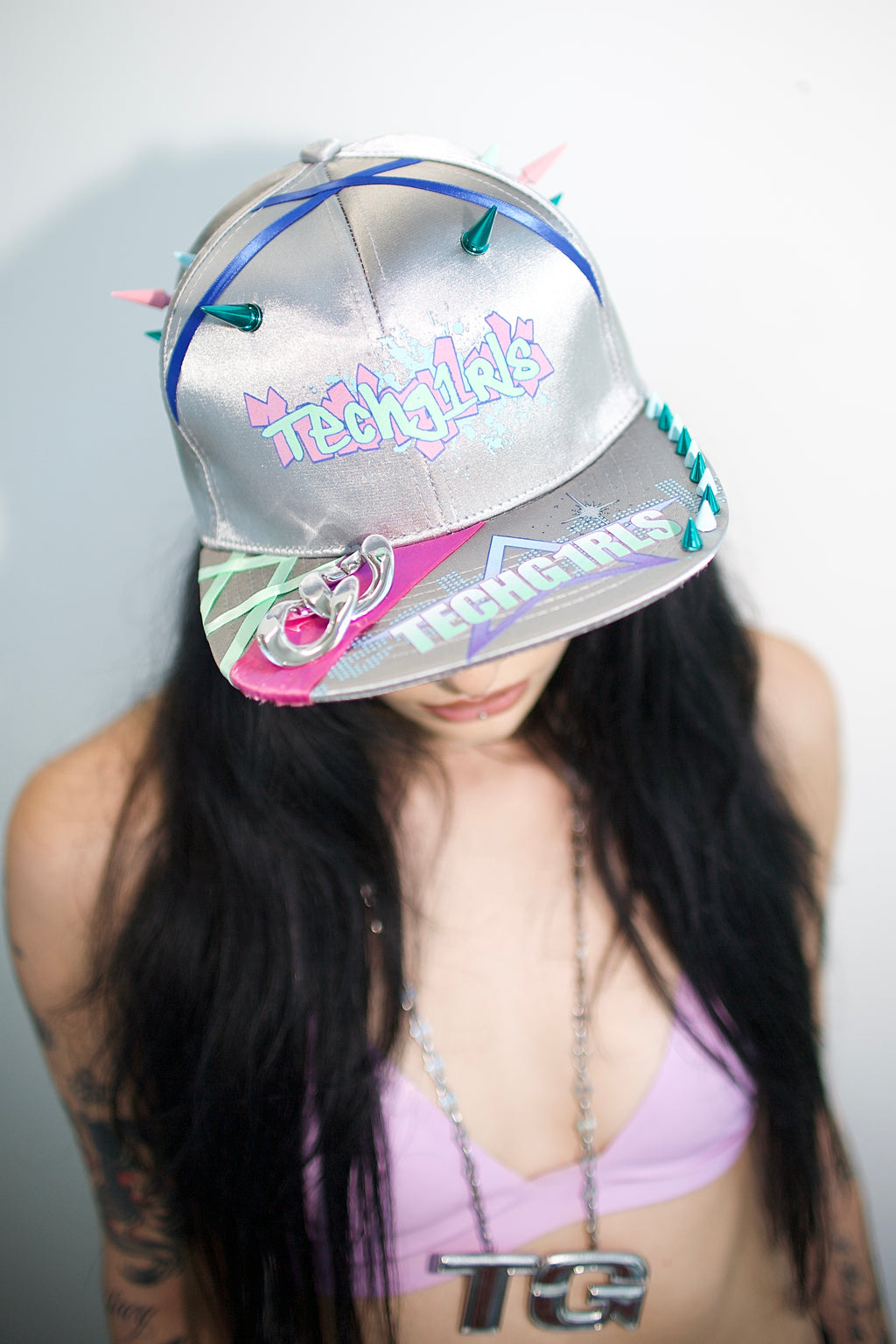 CONFETTII HAT