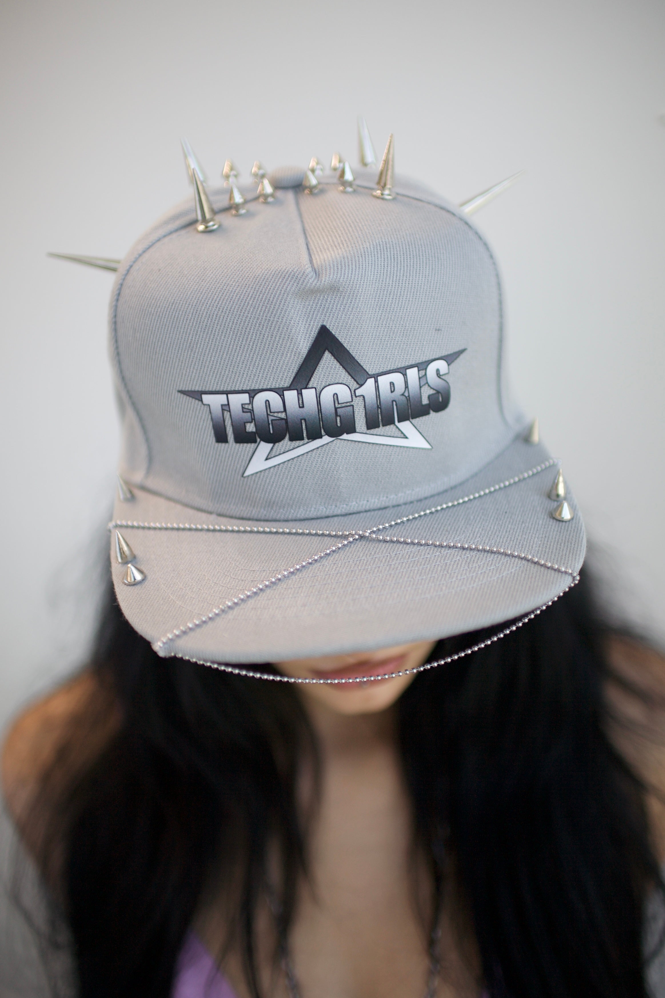 CHAIN CAP